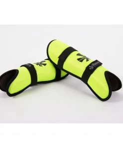 Reece Laverton Schienbeinschoner Gelb - Schwarz 15 Reece Laverton Schienbeinschoner Gelb - Schwarz -Brabo-Laden Reece Laverton Scheenbeschermers 6 2