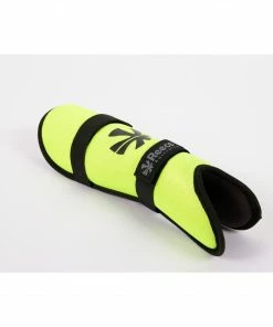 Reece Laverton Schienbeinschoner Gelb - Schwarz 17 Reece Laverton Schienbeinschoner Gelb - Schwarz -Brabo-Laden Reece Laverton Scheenbeschermers 8 2